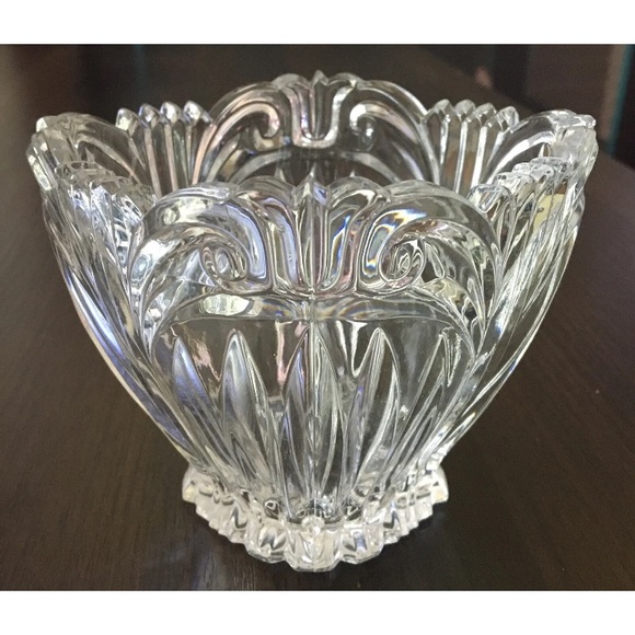 Augustina Oneida Crystal 4-1/2" Oval Bowl Made in Germany Discontinued - Picture 2 of 7